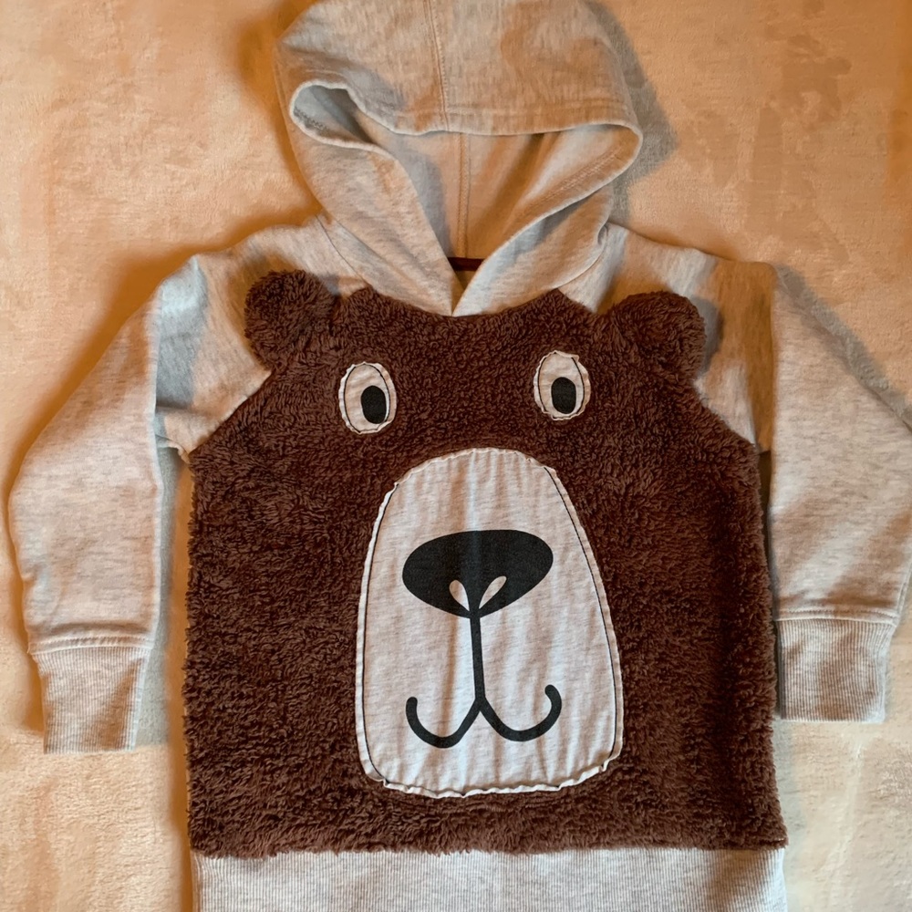 Cute kids hoodie with soft plush bear front Size 4